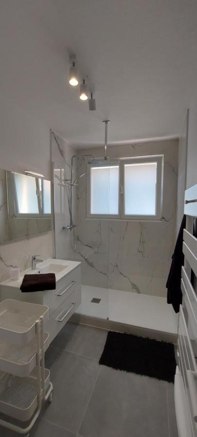 Du Bonheur A La Cle - T2 Hyper Centre Apartment Concarneau Bagian luar foto
